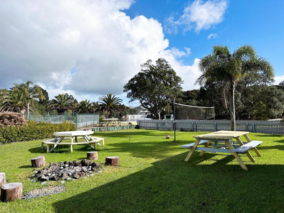 Haruru Falls Motel & Conference Centre Paihia Bagian luar foto