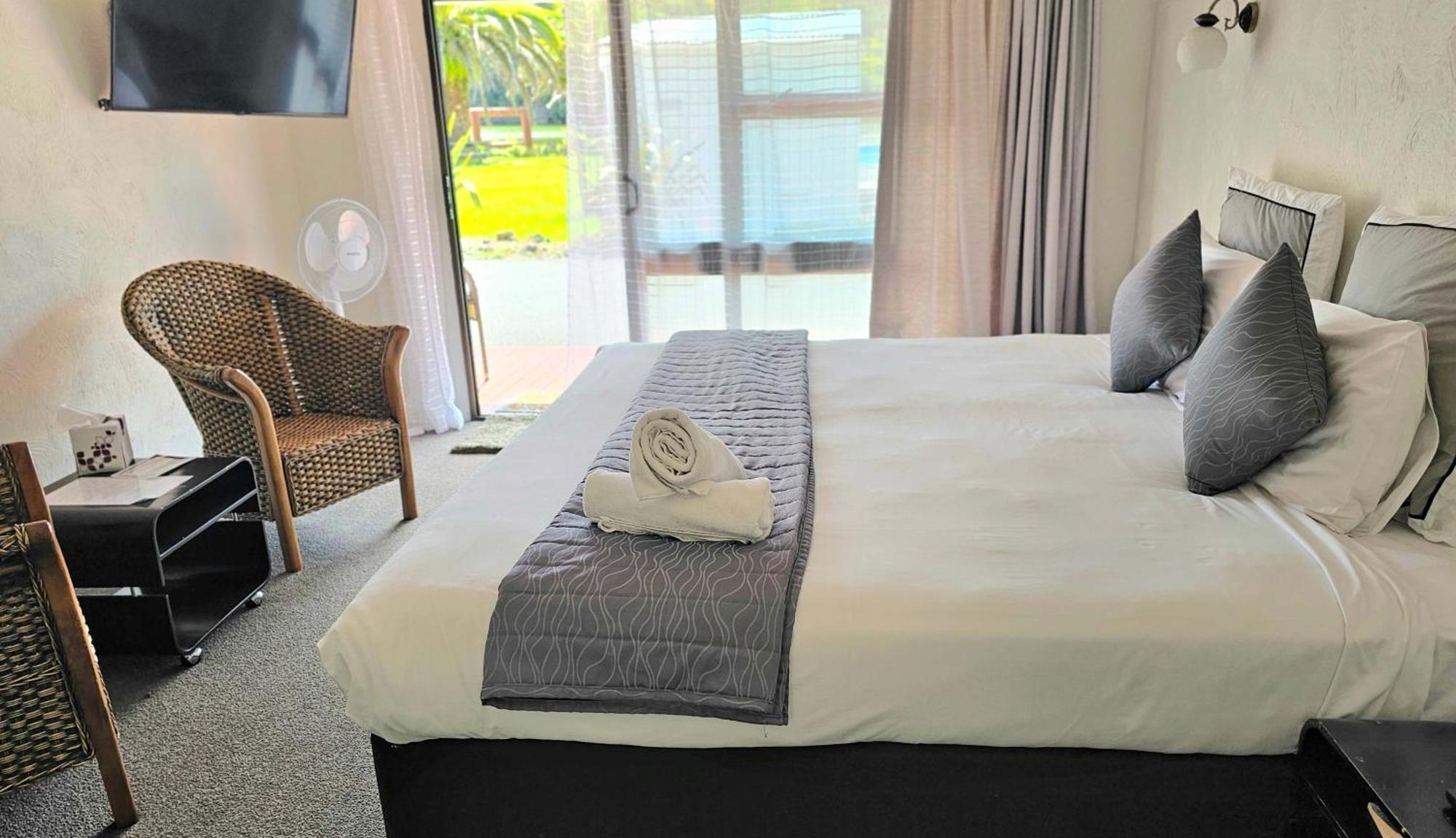 Haruru Falls Motel & Conference Centre Paihia Bagian luar foto
