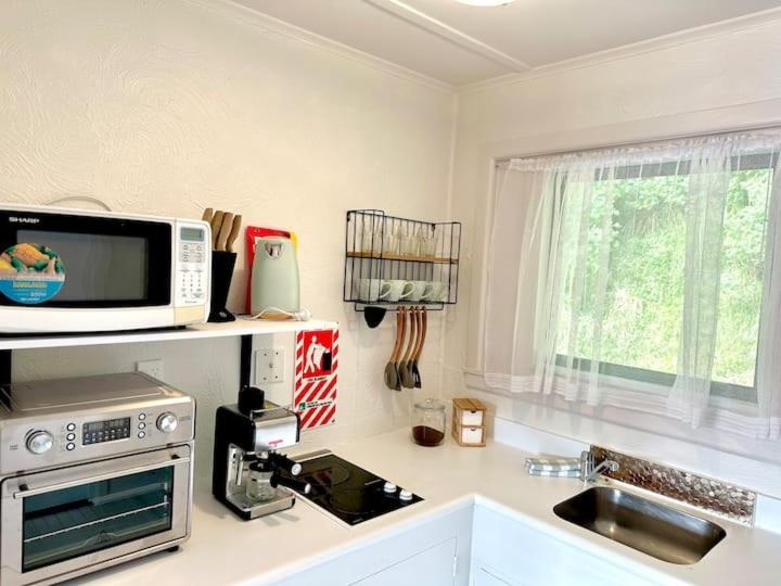 Haruru Falls Motel & Conference Centre Paihia Bagian luar foto