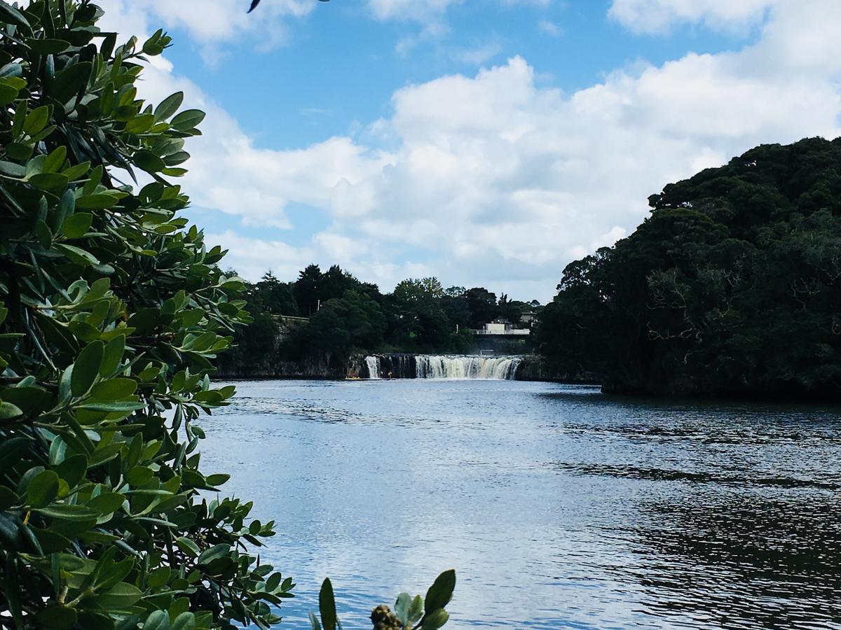 Haruru Falls Motel & Conference Centre Paihia Bagian luar foto